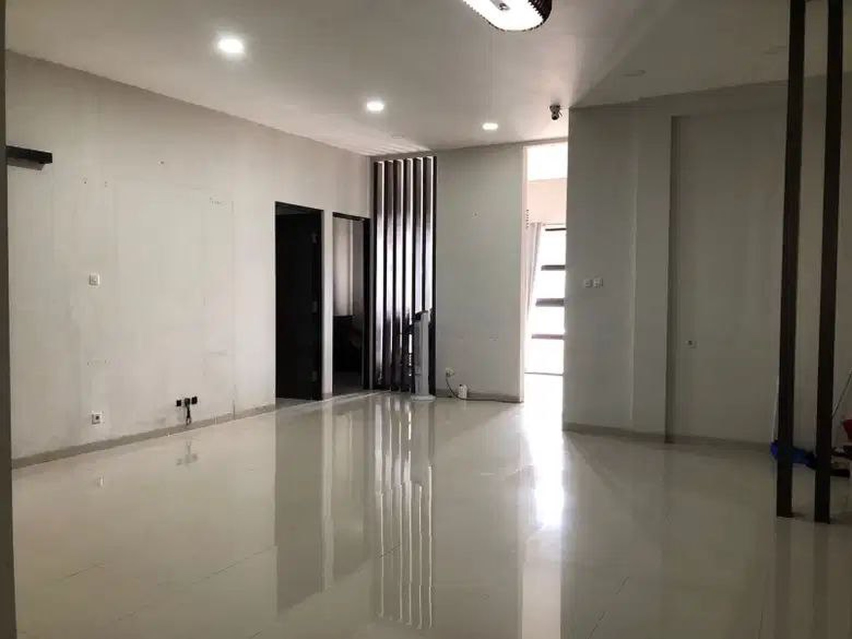 Rumah Keluarga Asri di Babatan Pantai Kenjeran - Lingkungan Tenang & Strategis