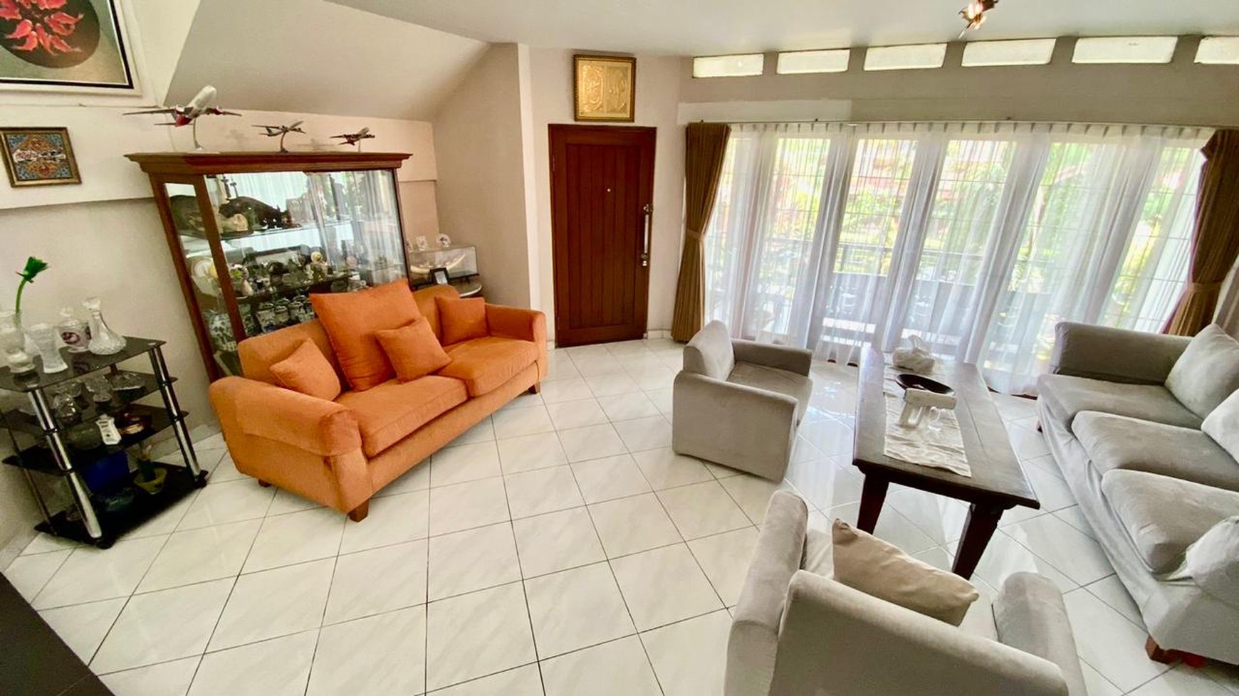 Rumah Mewah harga Murah di Cinere Jakarta Selatan.