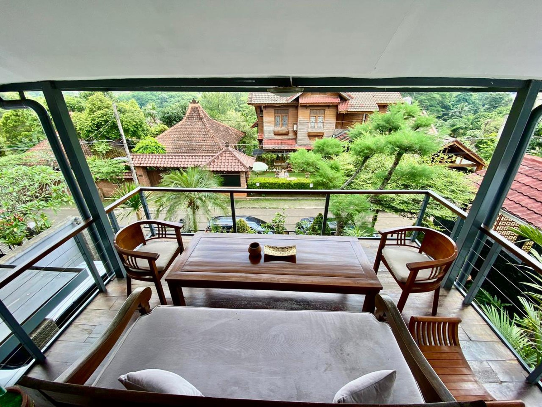 Rumah Mewah harga Murah di Cinere Jakarta Selatan.