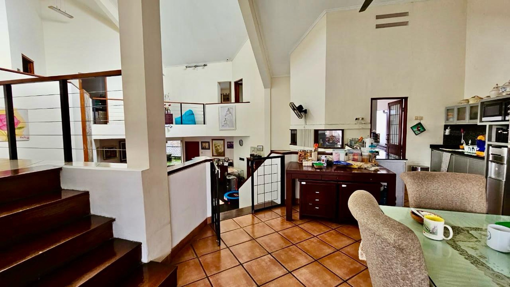 Rumah Mewah harga Murah di Cinere Jakarta Selatan.