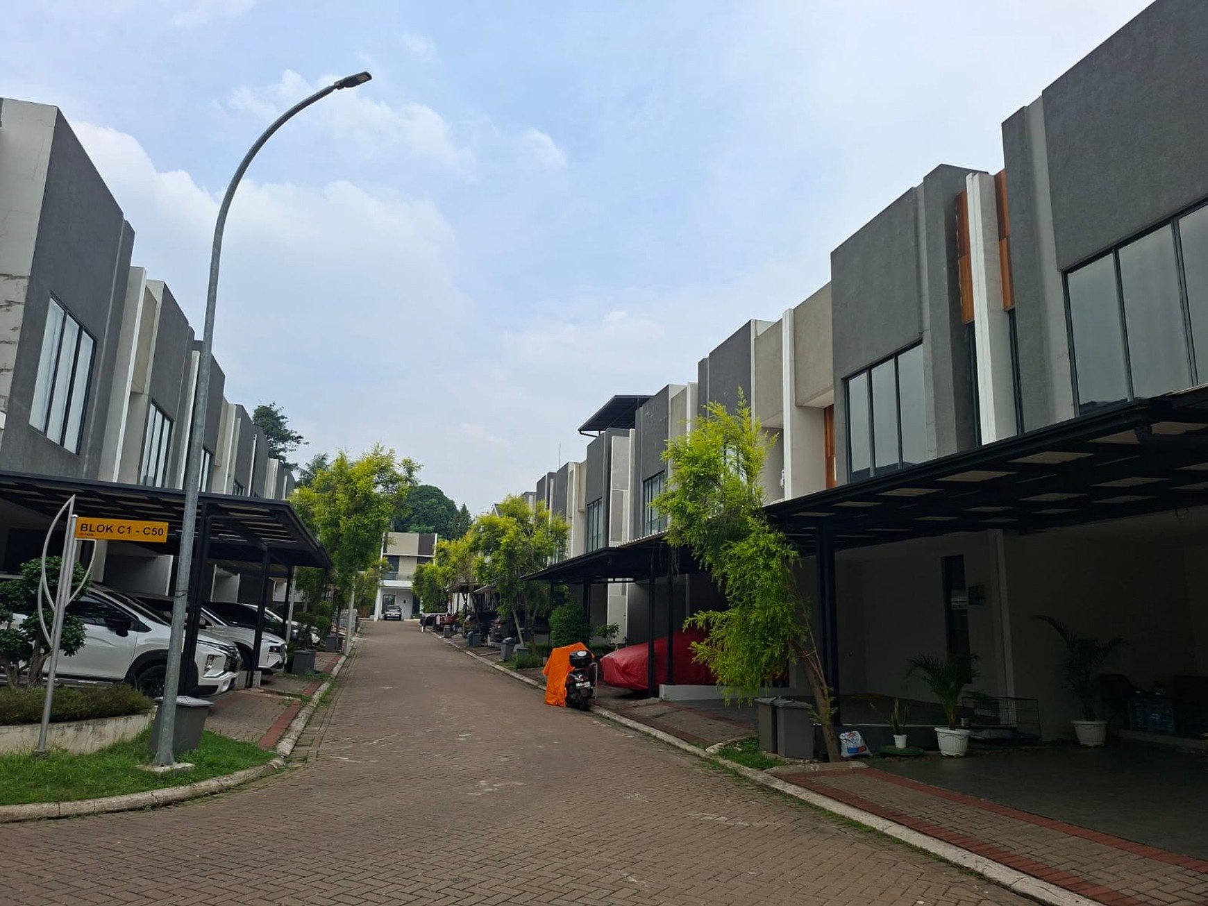 Rumah Bagus Di U Ville Bintaro Jaya Sektor 7
