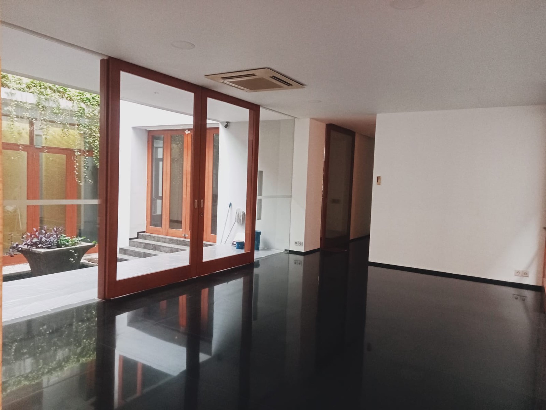 Rumah Bagus Di Jl Duta Indah Pondok Indah Jakarta Selatan