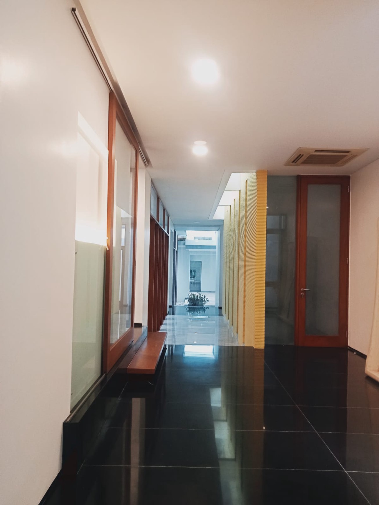 Rumah Bagus Di Jl Duta Indah Pondok Indah Jakarta Selatan