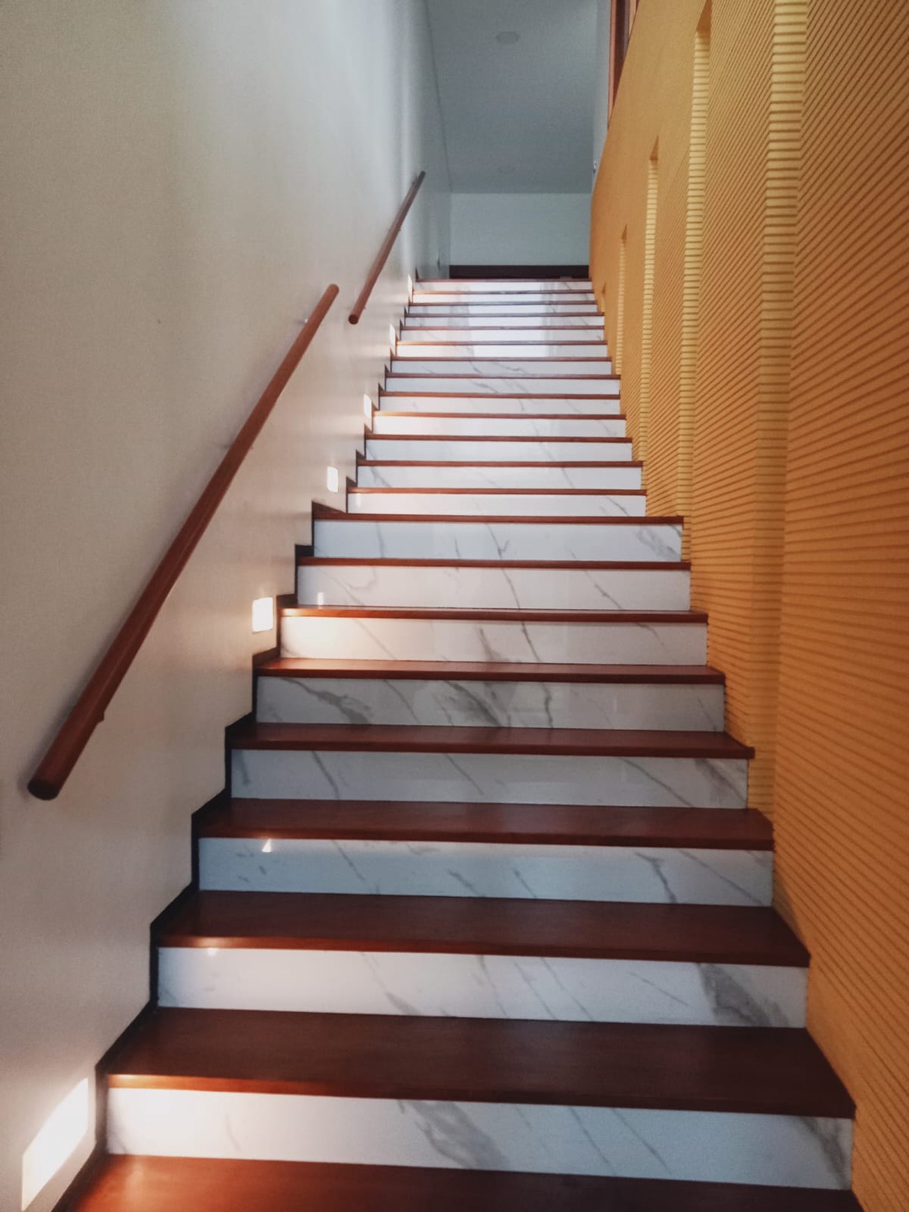 Rumah Bagus Di Jl Duta Indah Pondok Indah Jakarta Selatan