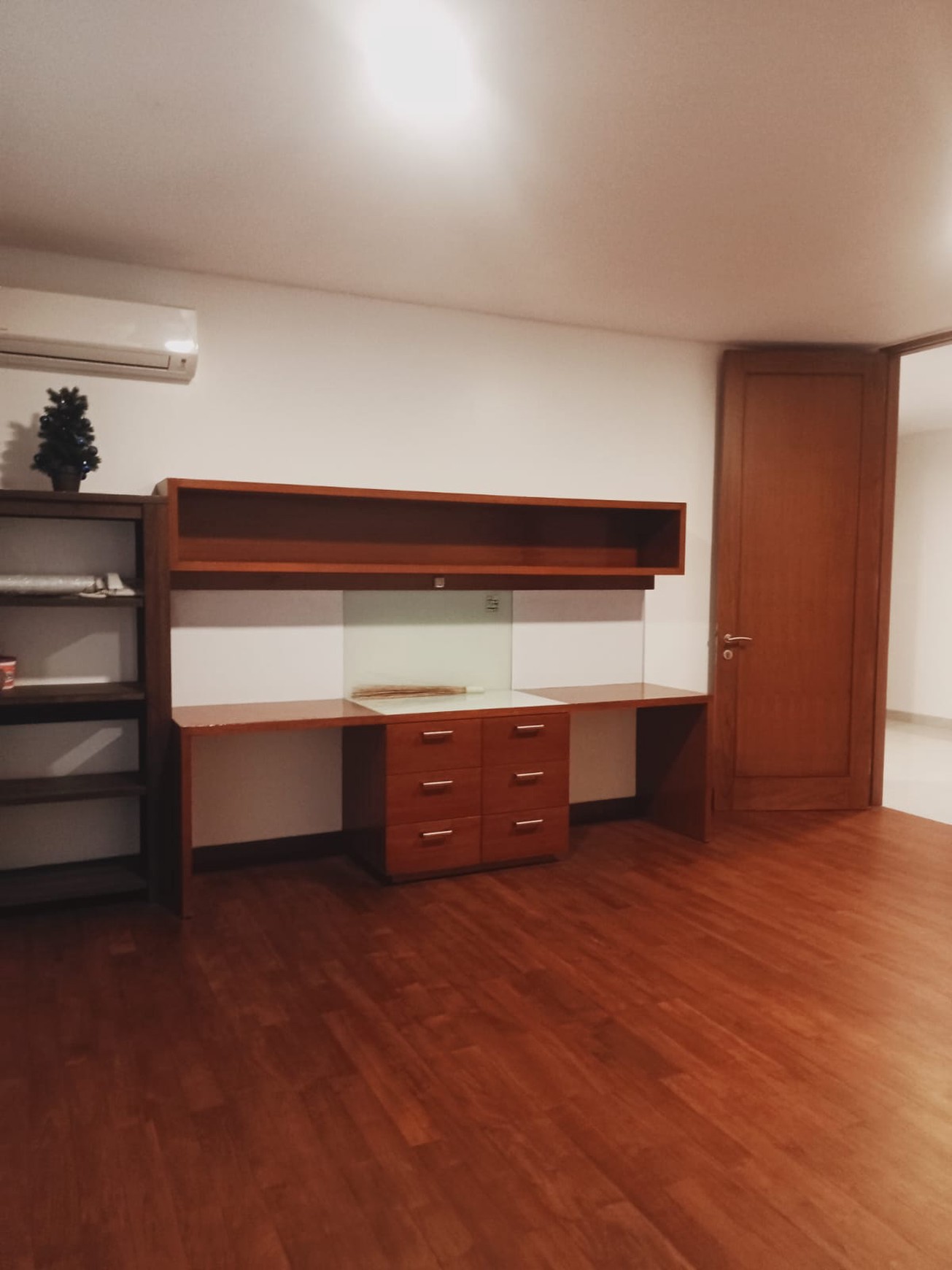 Rumah Bagus Di Jl Duta Indah Pondok Indah Jakarta Selatan