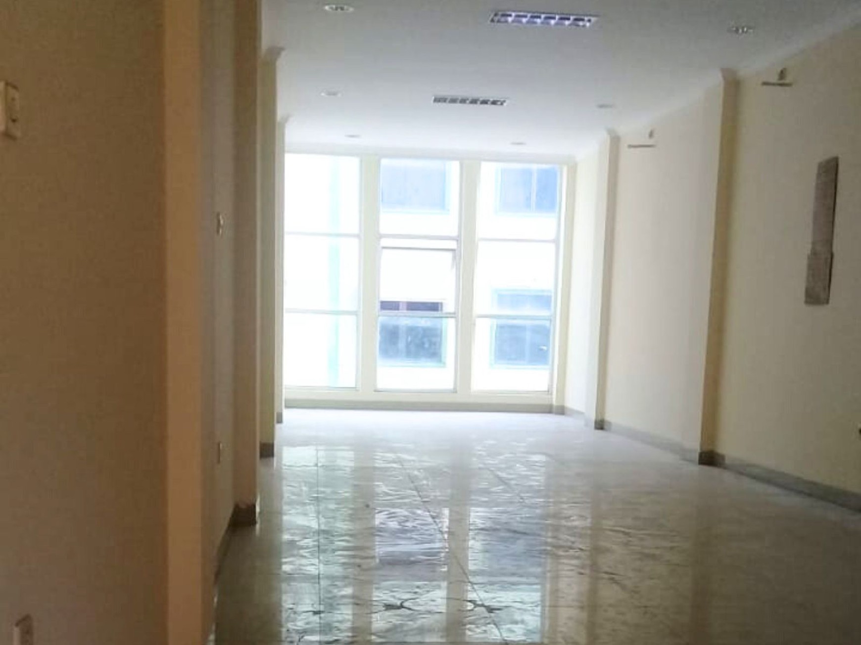 Ruko 3 1/2 Lantai Di Kebon Kacang, 50 m Dari Pusat Perbelanjaan Tanah Abang