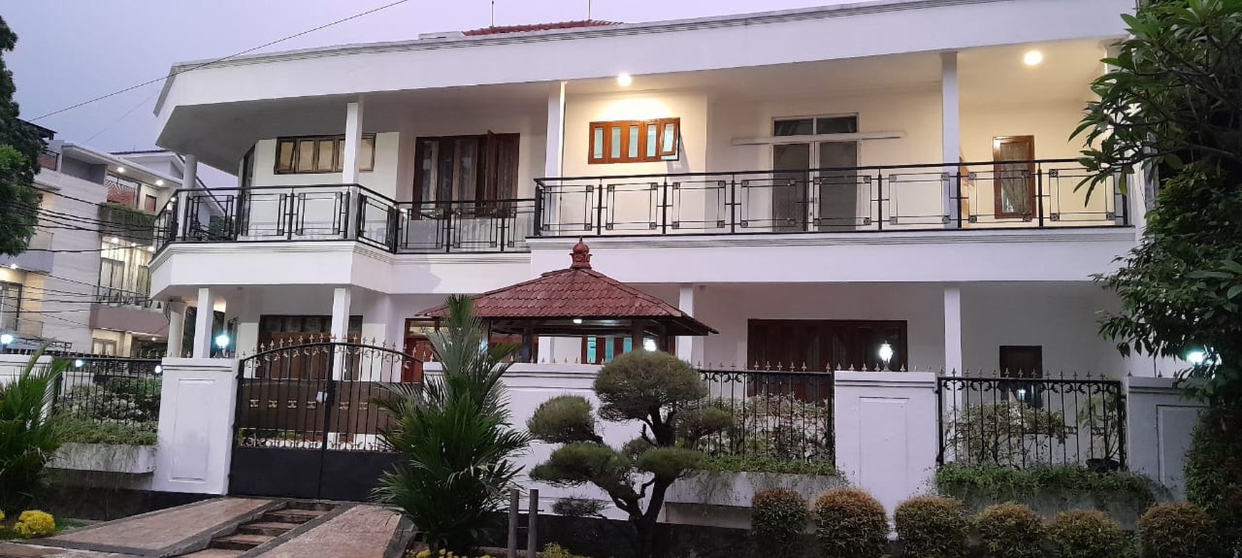 Rumah Bagus Di Jl Gedung Pinang Pondok Indah Jakarta Selatan