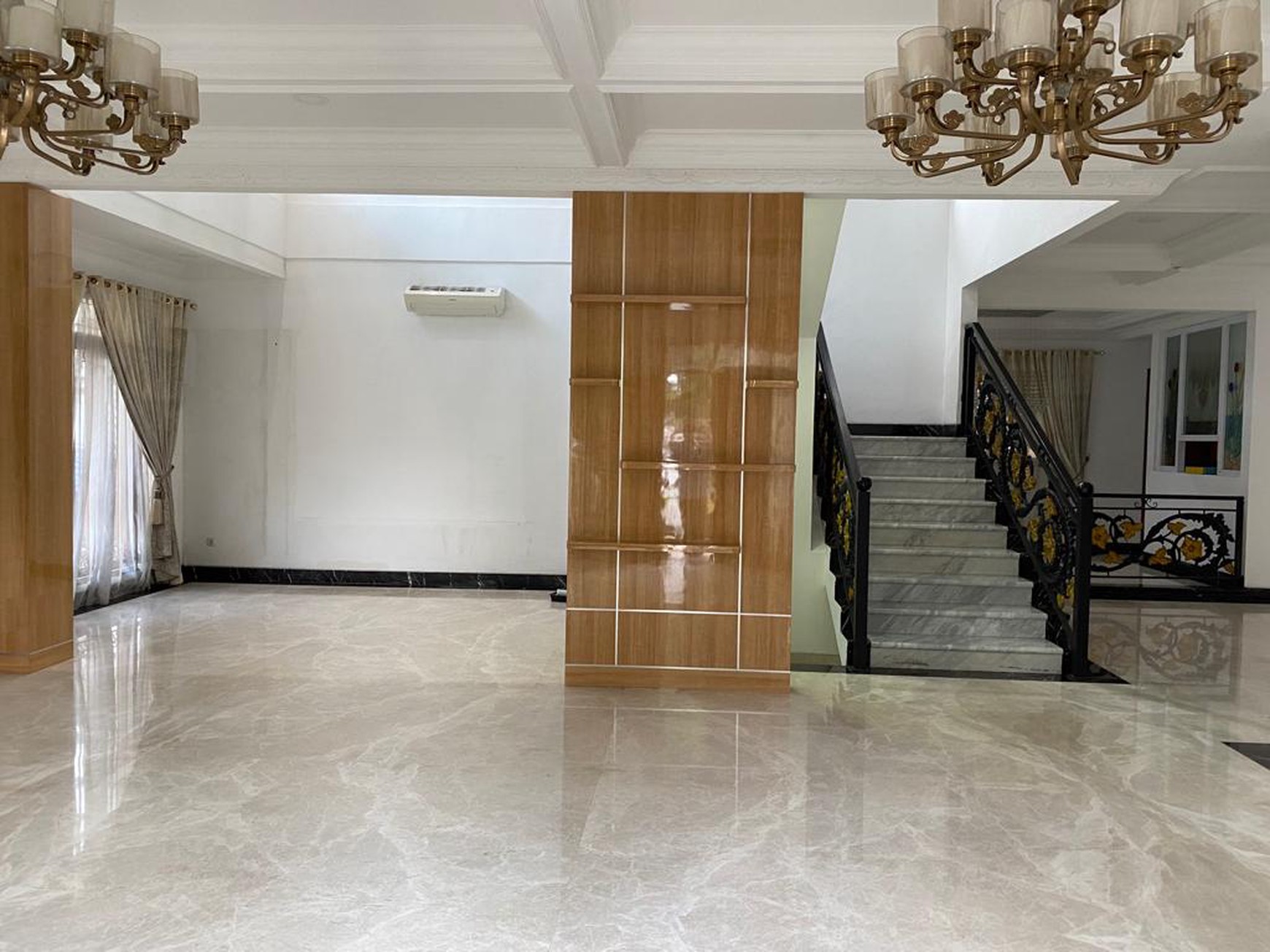 Rumah Bagus Di Jl Gedung Pinang Pondok Indah Jakarta Selatan