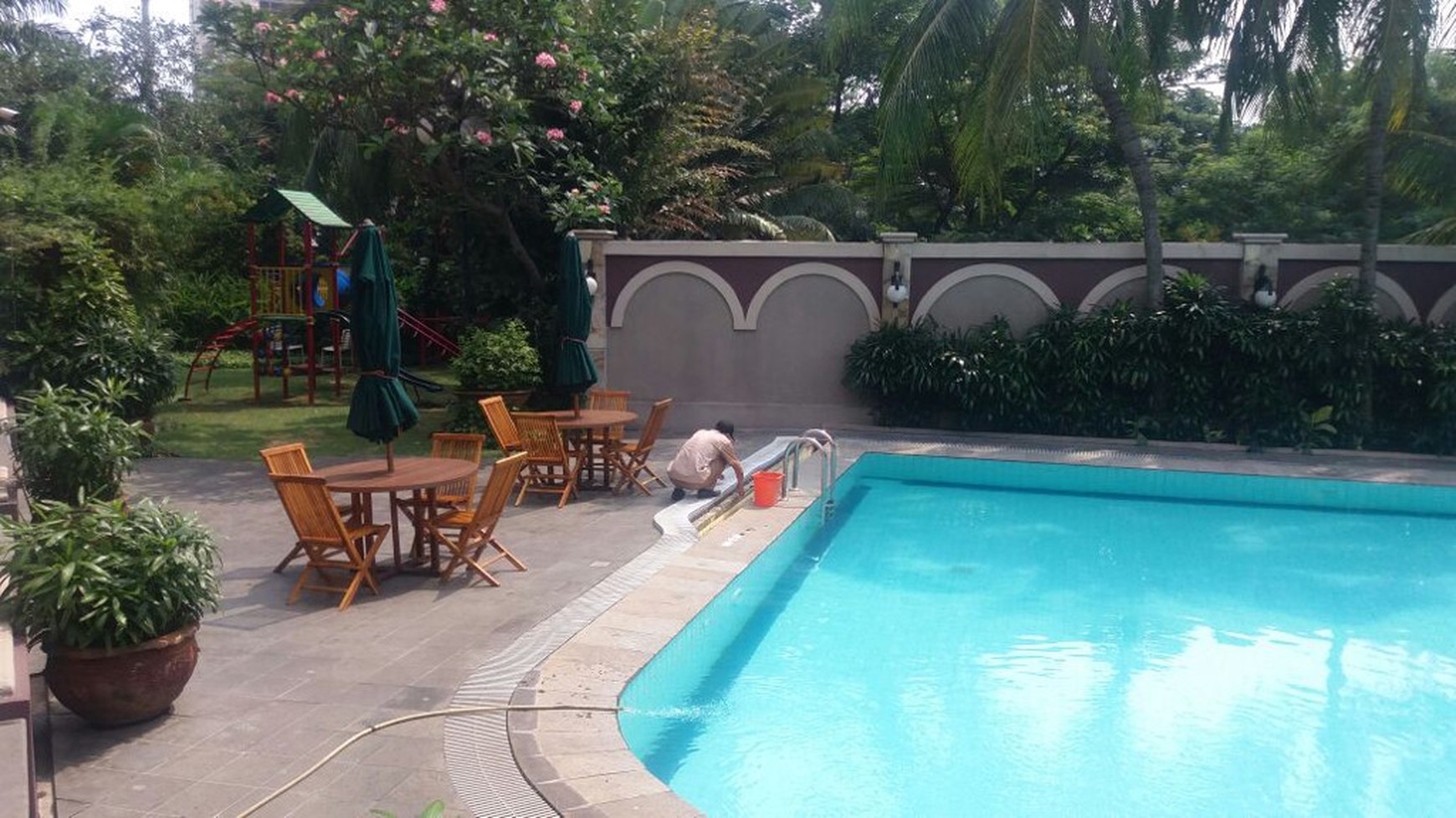 Apartemen Simprug Indah, Mewah, Full Furnished, Dan Dekat Pondok Indah