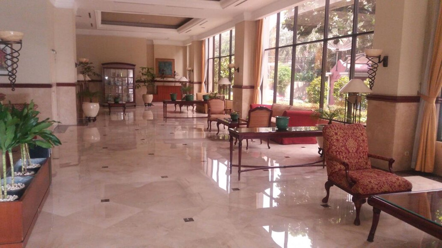 Apartemen Simprug Indah, Mewah, Full Furnished, Dan Dekat Pondok Indah