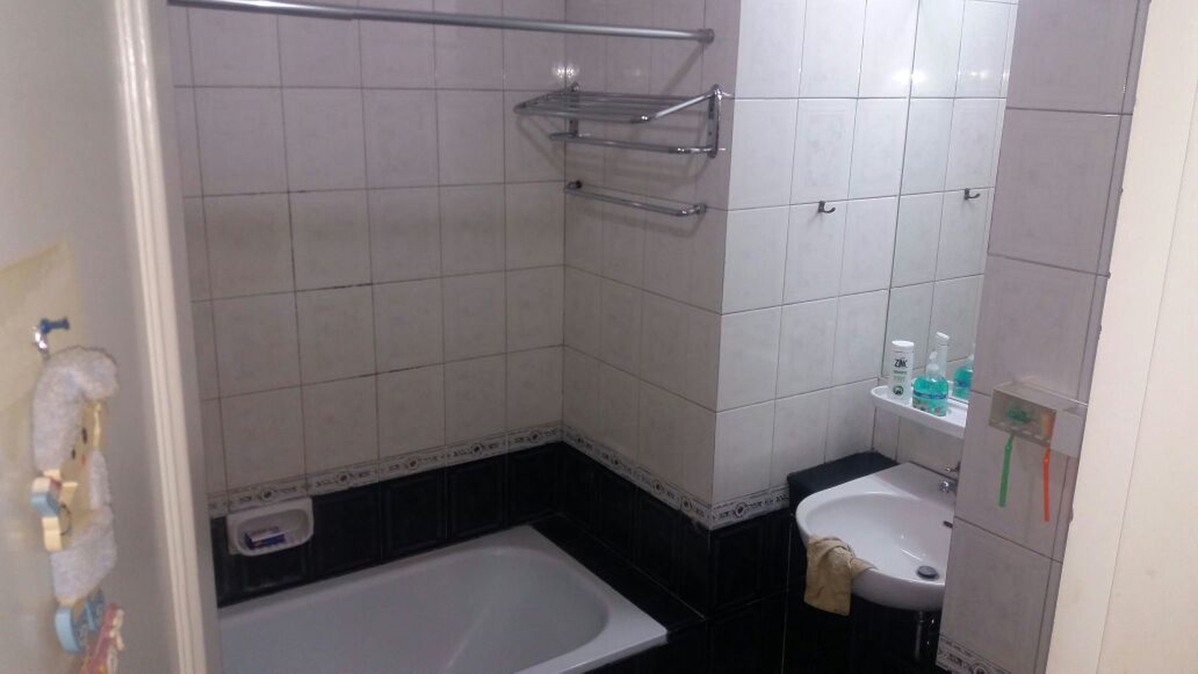 Apartemen Simprug Indah, Mewah, Full Furnished, Dan Dekat Pondok Indah