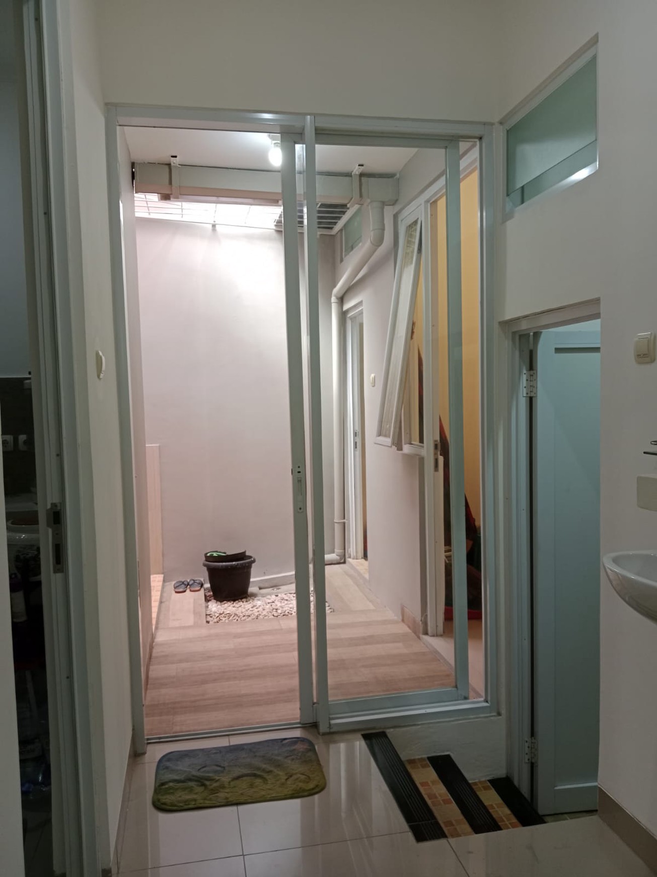 Rumah Bagus Di Cluster Tria Adara Residence Ciputat Tangerang Selatan
