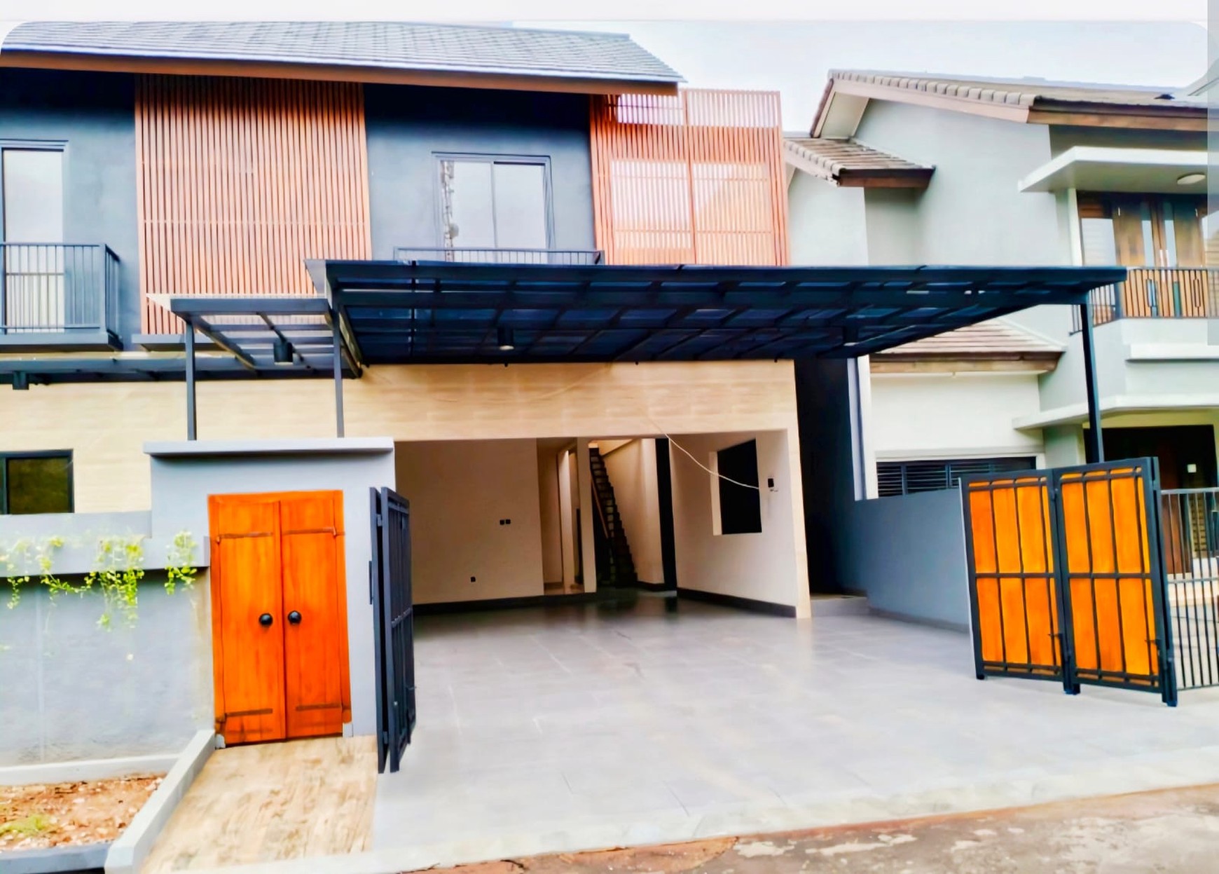 Rumah Bagus Di Jl Lili, Puspita Loka BSD Tangerang Selatan