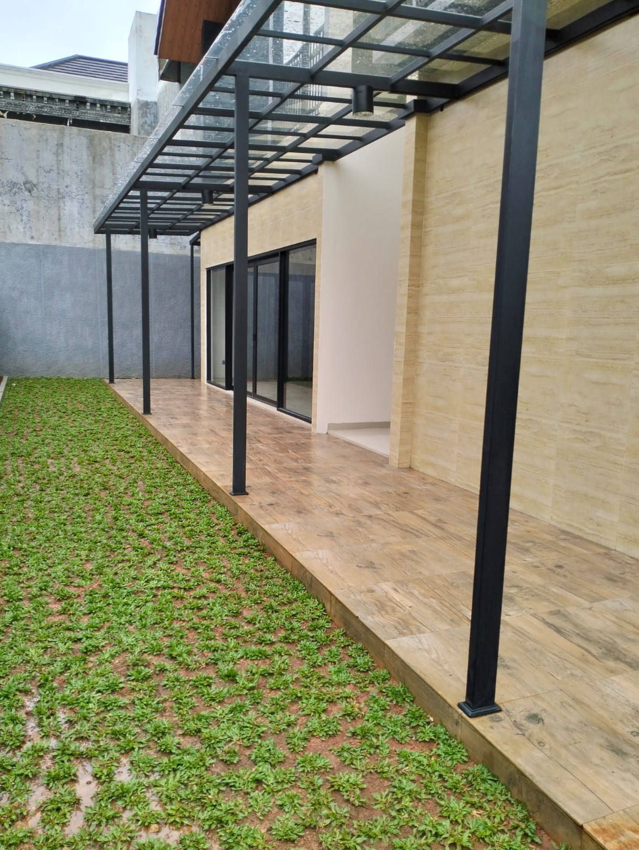 Rumah Bagus Di Jl Lili, Puspita Loka BSD Tangerang Selatan