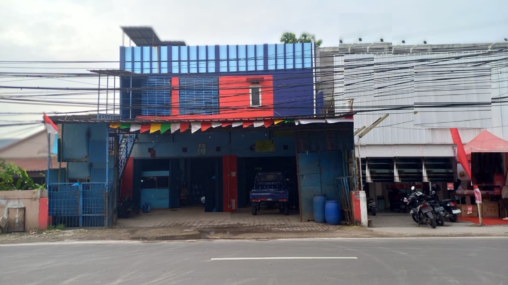 Ruang usaha. lokasi strategis di jalan utama Jombang