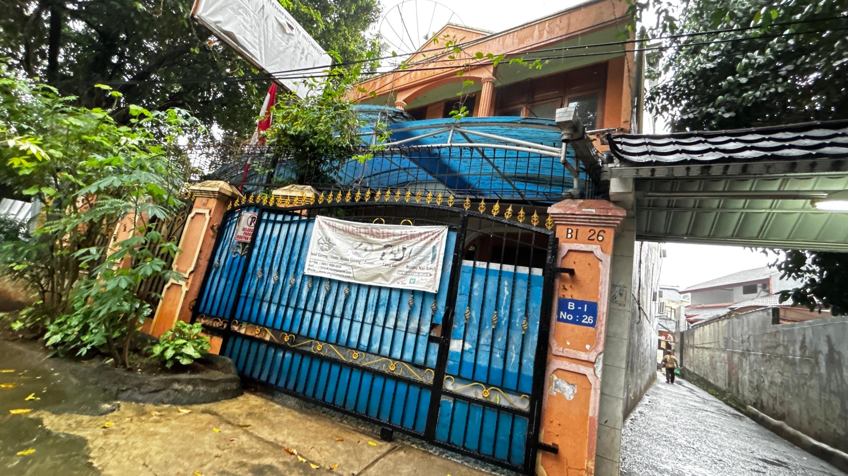 Rumah 2 Lantai, Akses Jalan 3 Mobil Di Perumahan Elit Gudang Peluru, Dekat St. KA Tebet