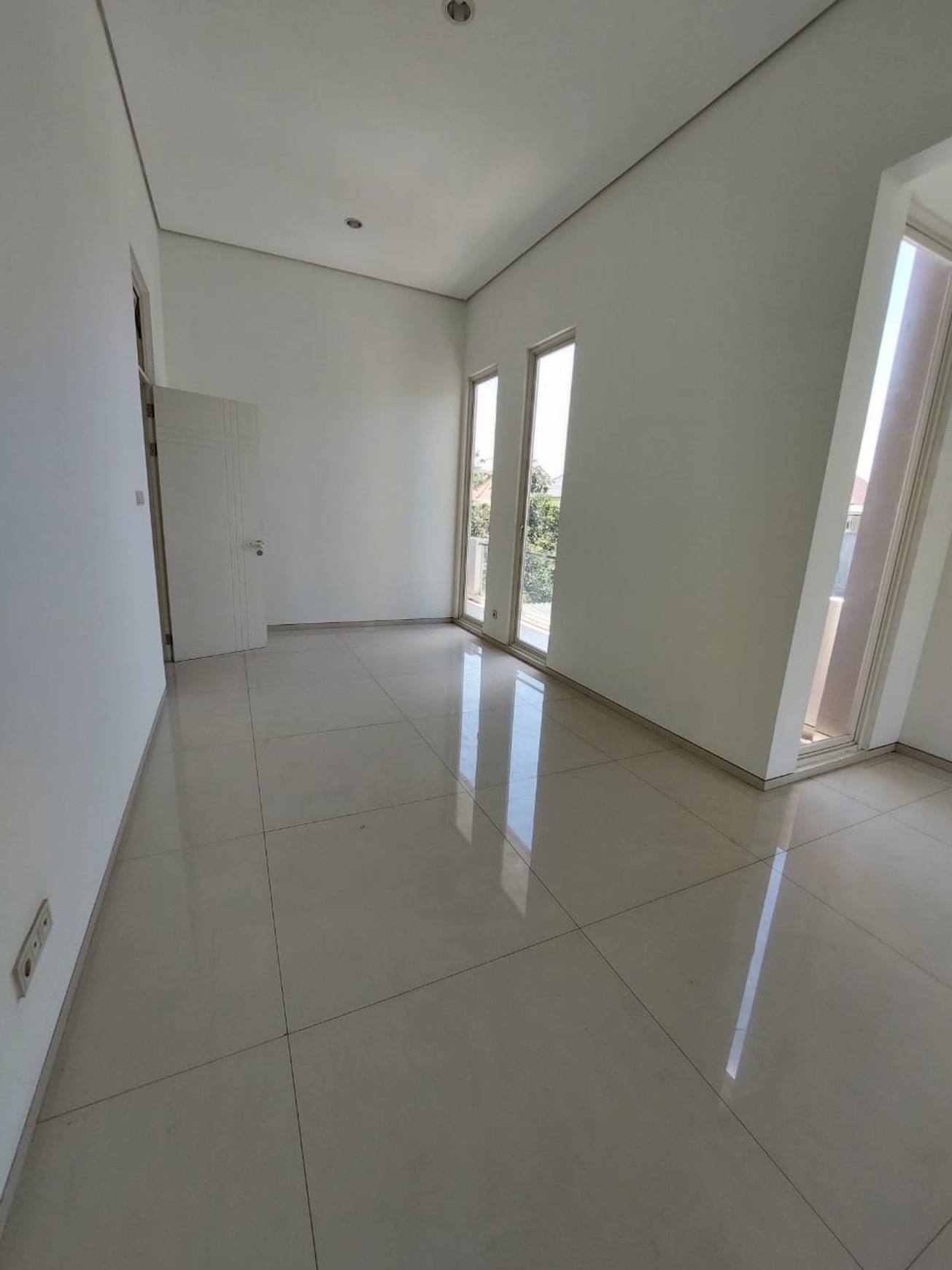 Dijual Rumah Baru Gress Taman Puspa Raya Citraland Surabaya Barat