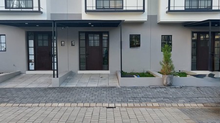 Murah 3 K.tidur Disewakan Rumah Graha Natura Dekat Minimalis Modern Area G Walk Citraland , Pakuwon Mall, Ptc, Supermall