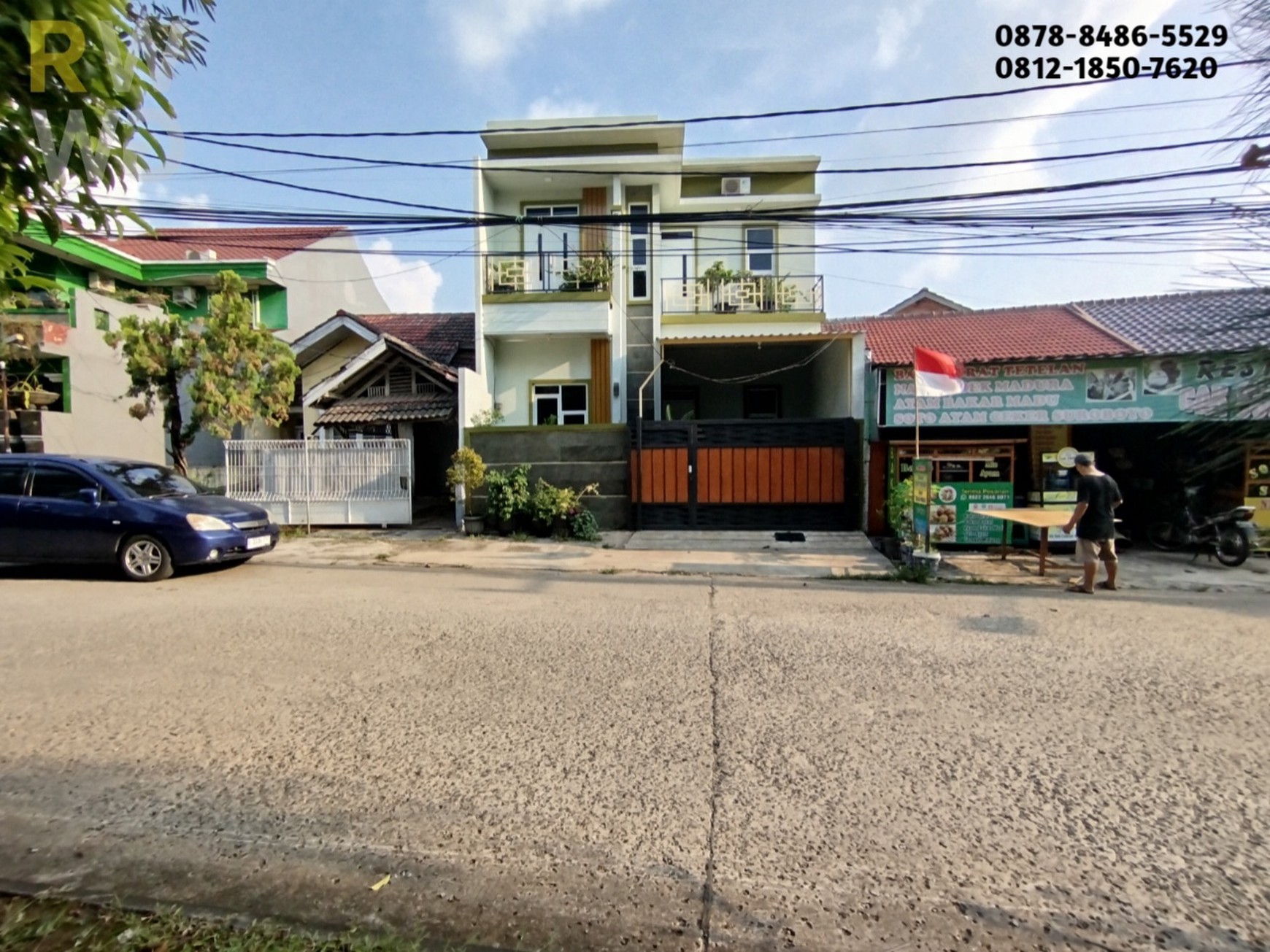 Rumah dijual di Perumahan Graha Harapan Mustika Jaya Bekasi - 2 Lantai Dijual Strategis