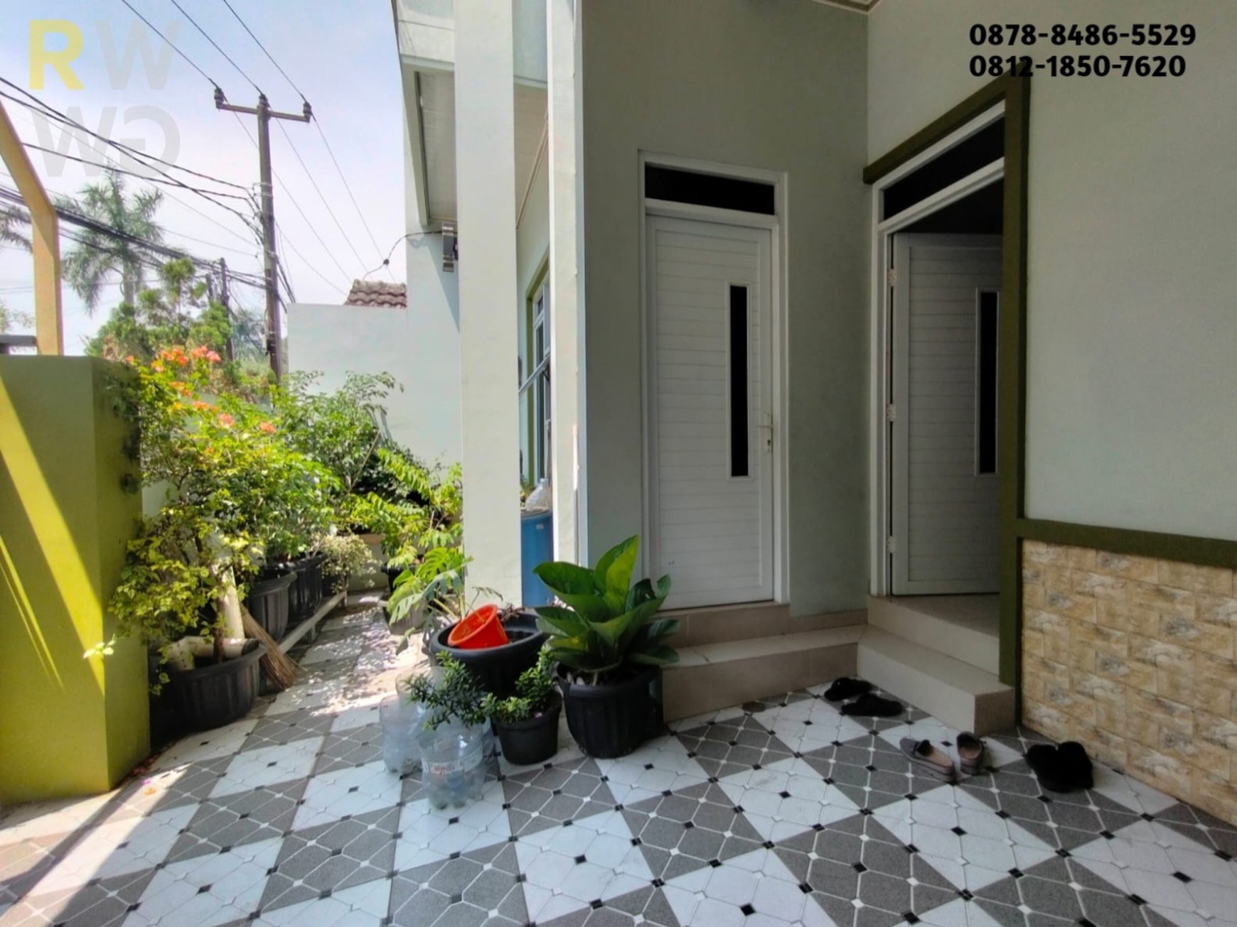 Rumah dijual di Perumahan Graha Harapan Mustika Jaya Bekasi - 2 Lantai Dijual Strategis