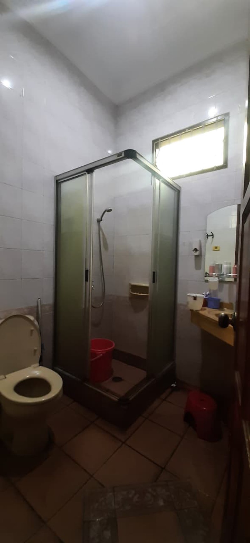 Rumah Kokoh 2Lantai Area Komp Kejaksaan Kreo Akses Toll JORR