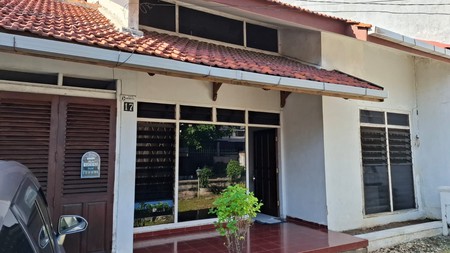 RUMAH DIJUAL - TENGGILIS SURABAYA,  Dekat Universitas Ubaya, lokasi strategis & nyaman