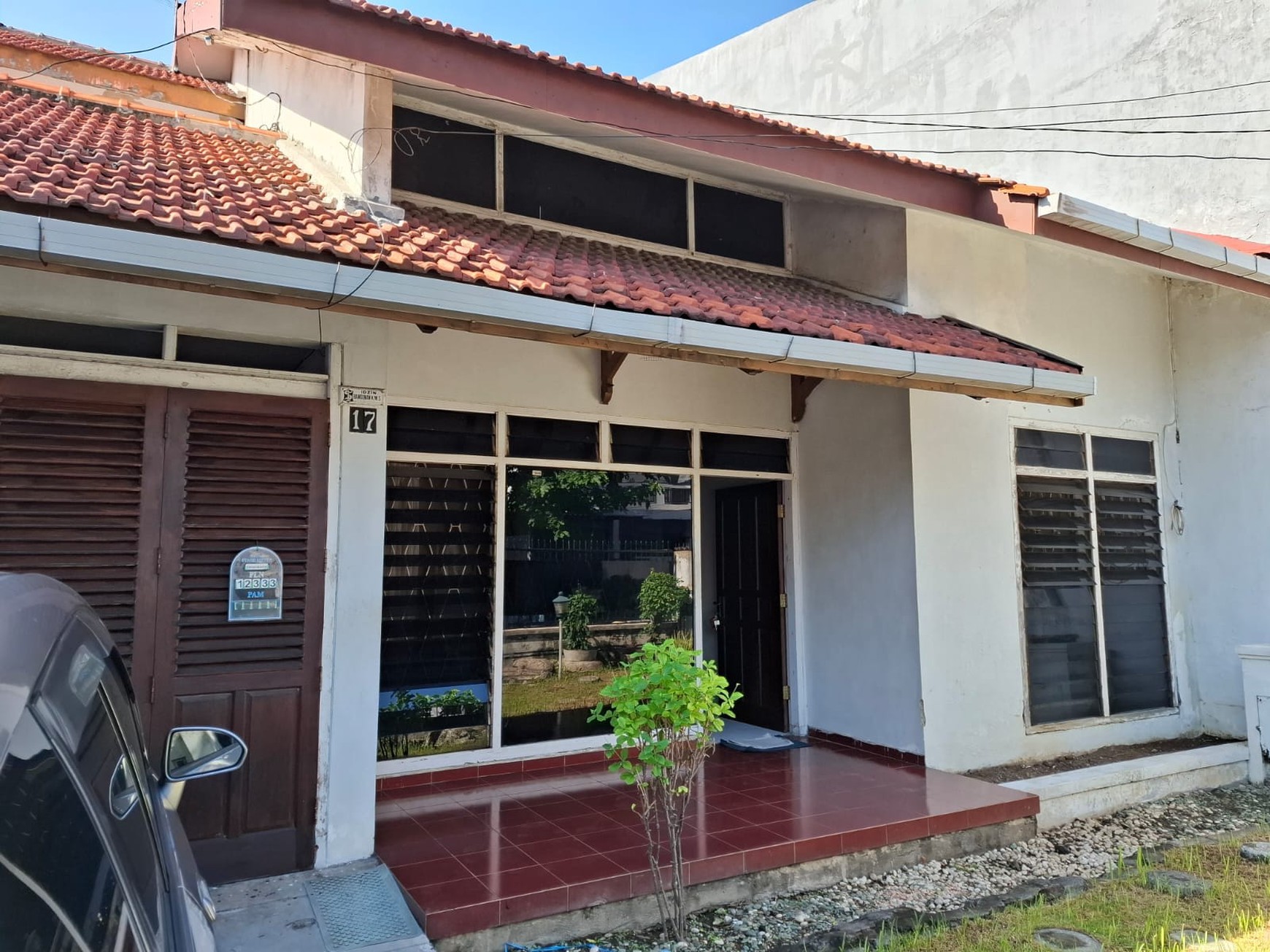 RUMAH DIJUAL - TENGGILIS SURABAYA, Dekat Universitas Ubaya, lokasi strategis & nyaman