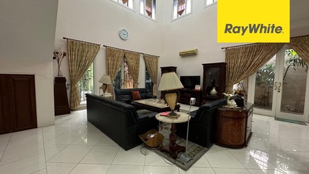 Rumah Dijual Di Graha Family Surabaya