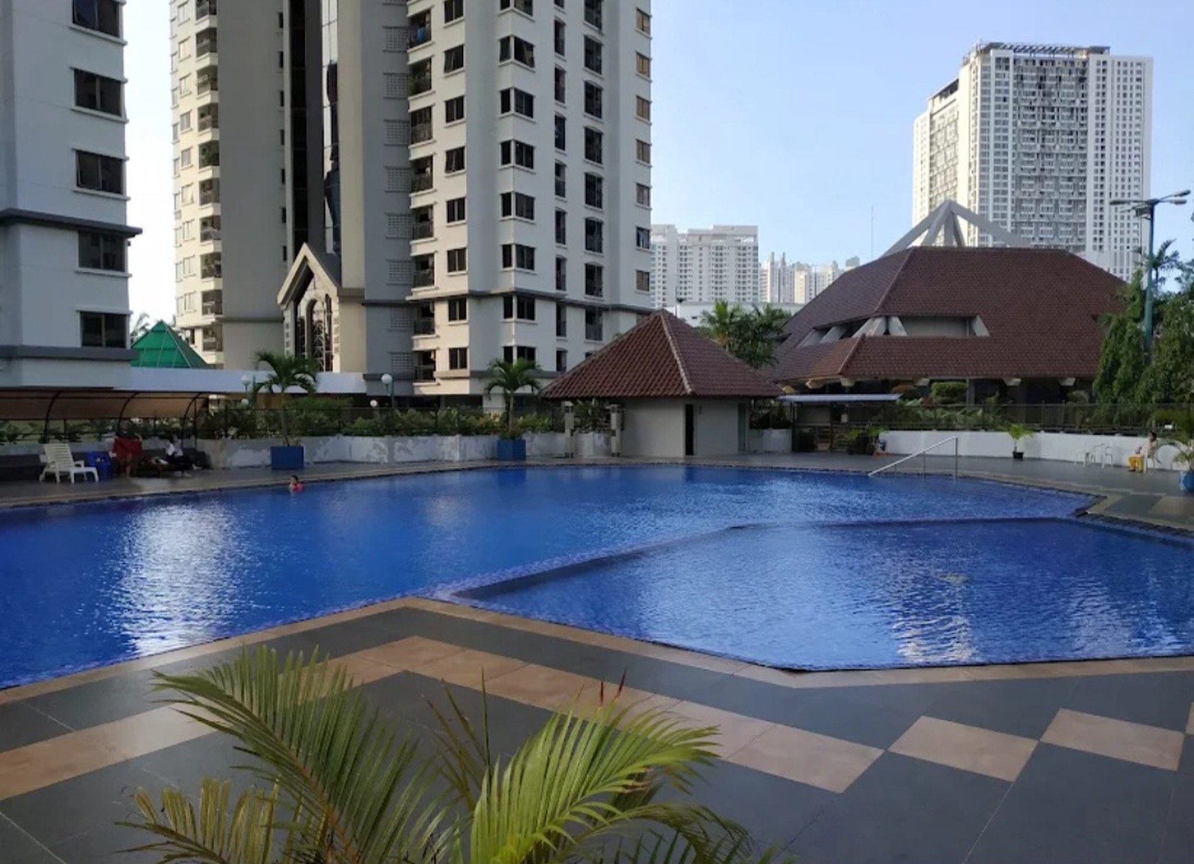 Apartment 3BR Taman Kemayoran Condominium sudah Renovasi