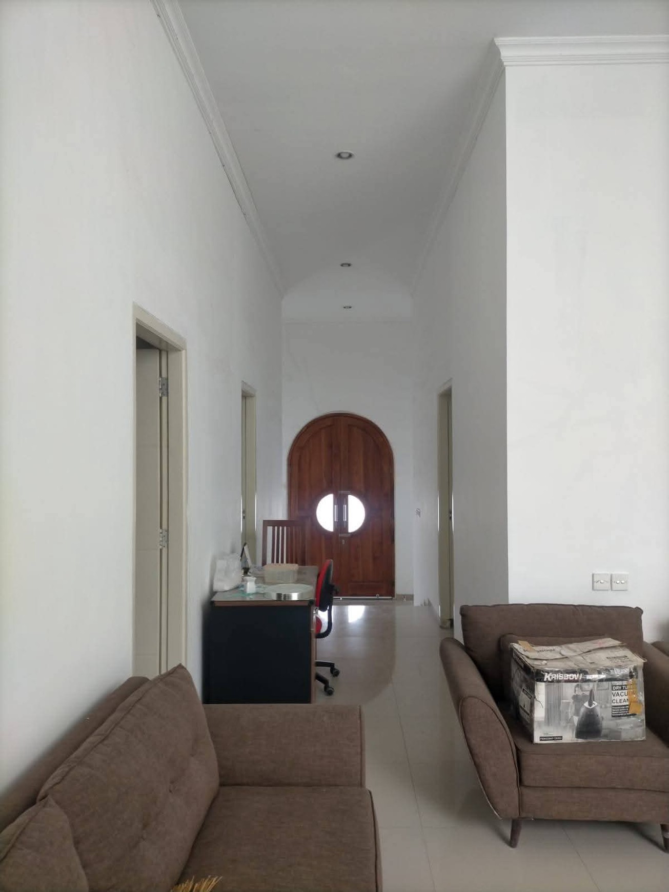 JUAL CEPAT RUMAH 2 LANTAI DI PETEMON SURABAYA PUSAT deket kedungdoro Plus furnish