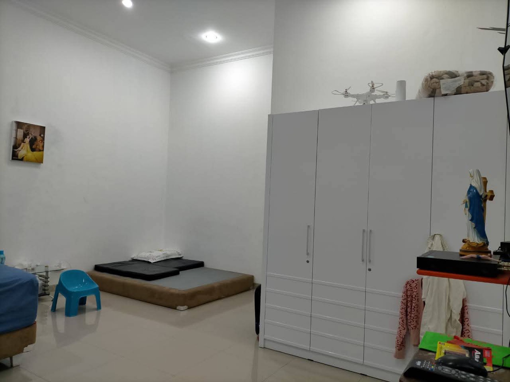 JUAL CEPAT RUMAH 2 LANTAI DI PETEMON SURABAYA PUSAT deket kedungdoro Plus furnish