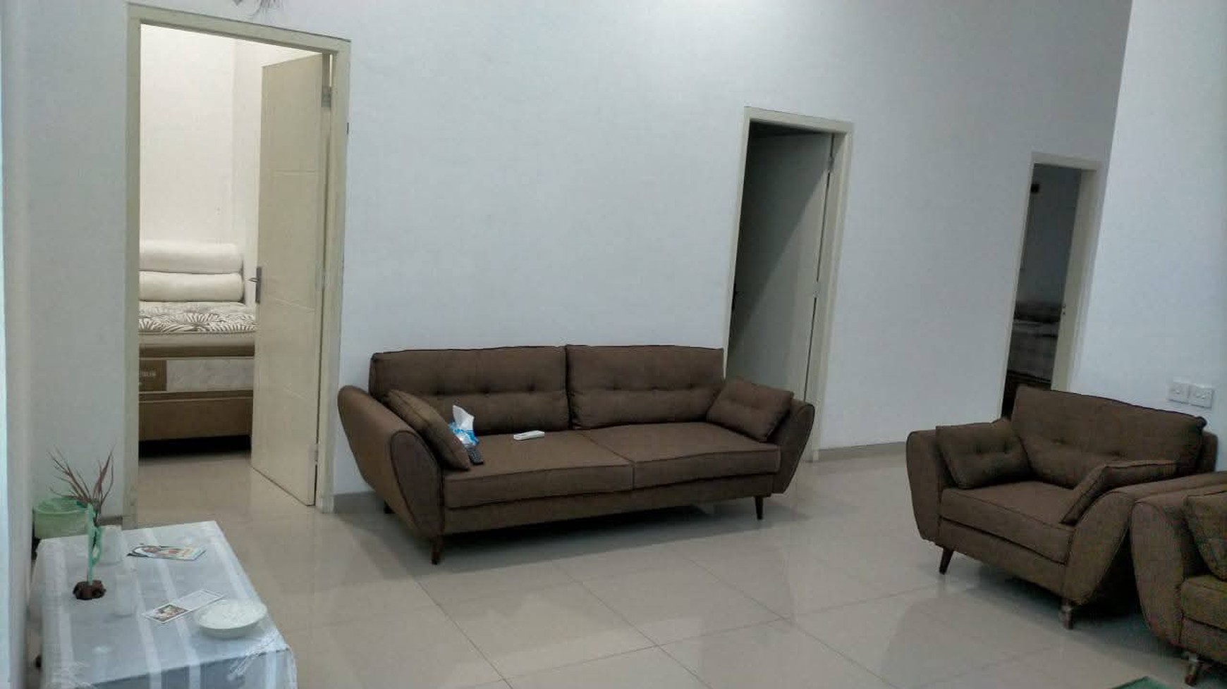 JUAL CEPAT RUMAH 2 LANTAI DI PETEMON SURABAYA PUSAT deket kedungdoro Plus furnish