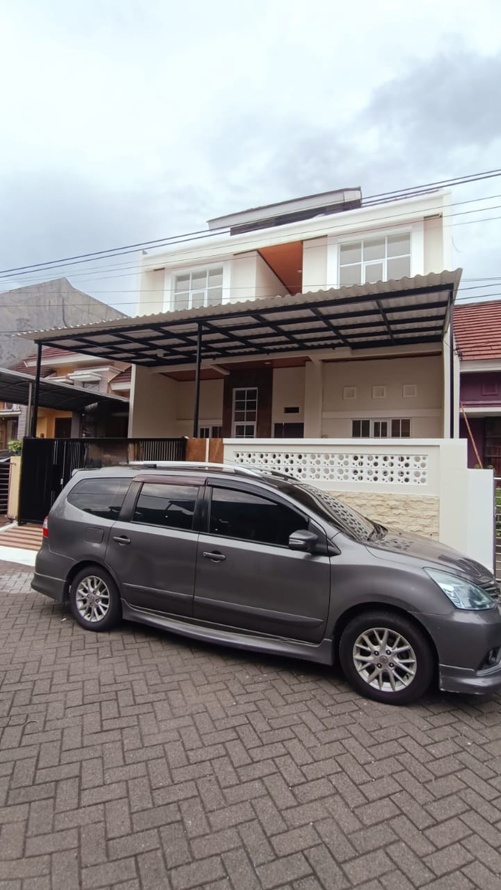 *DIJUAL CEPAT!!* *Rumah BARU GRESSS* *Ketintang Madya* *Gayungan - Surabaya Selatan*