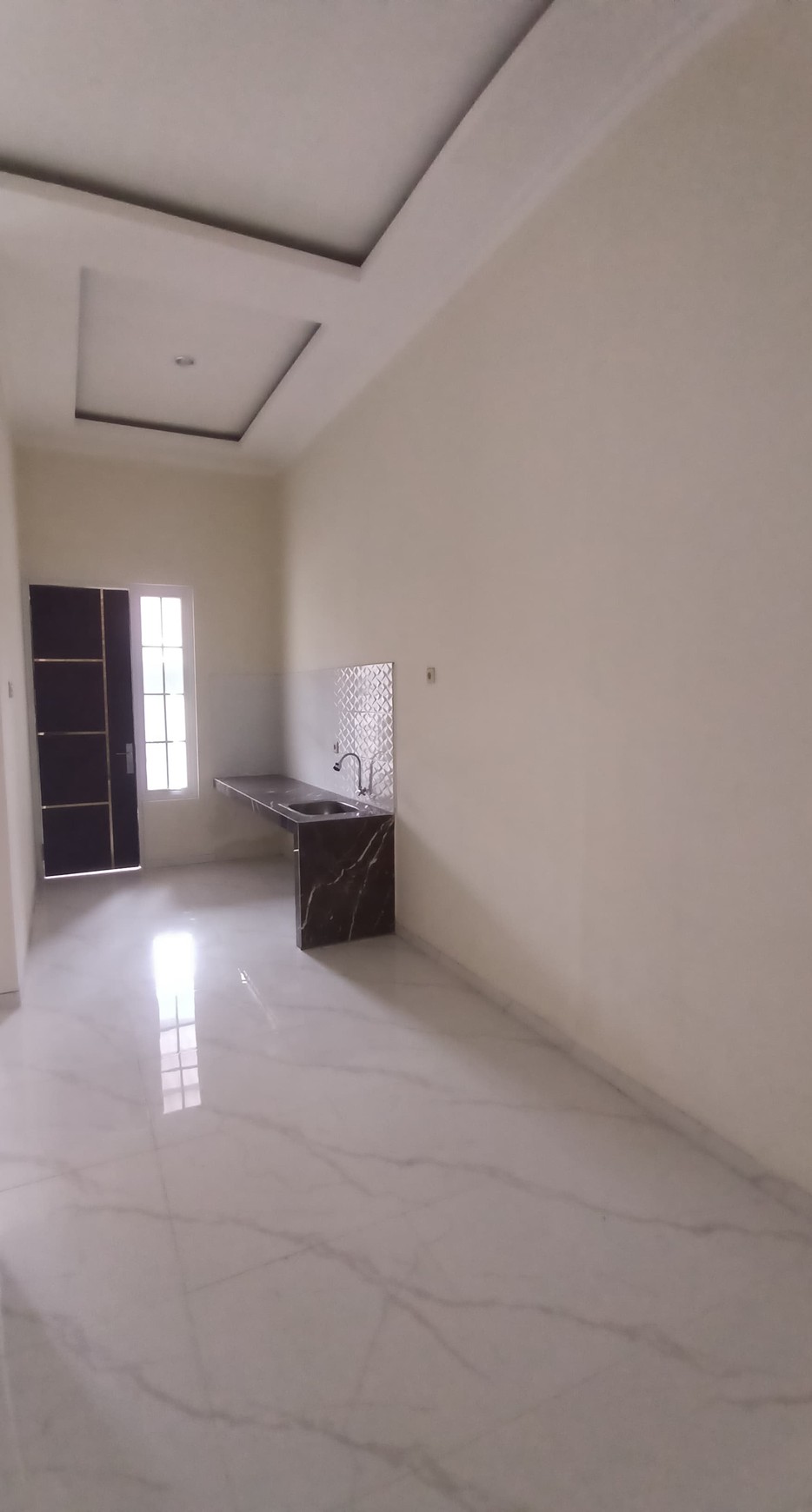 *DIJUAL CEPAT!!* *Rumah BARU GRESSS* *Ketintang Madya* *Gayungan - Surabaya Selatan*