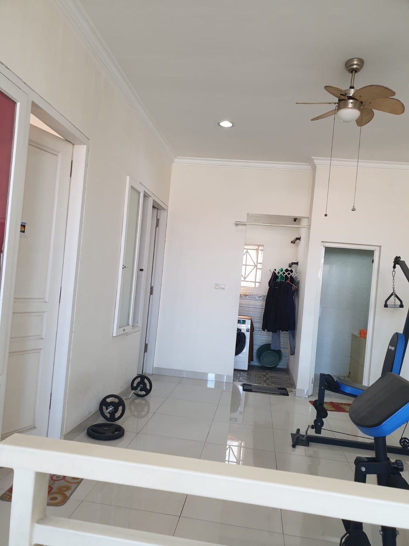Dijual Rumah Modern Minimalis 2 Lantai One Gate Di Perum Karah , Jambangan Surabaya Selatan