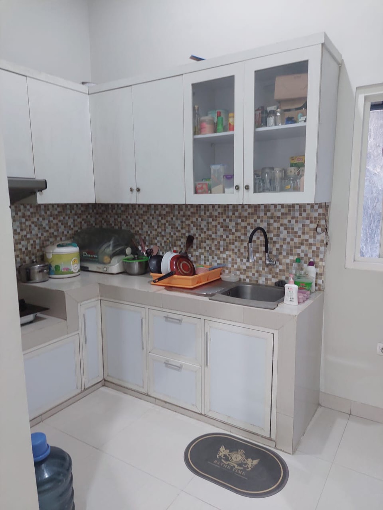Dijual Rumah Modern Minimalis 2 Lantai One Gate Di Perum Karah , Jambangan Surabaya Selatan