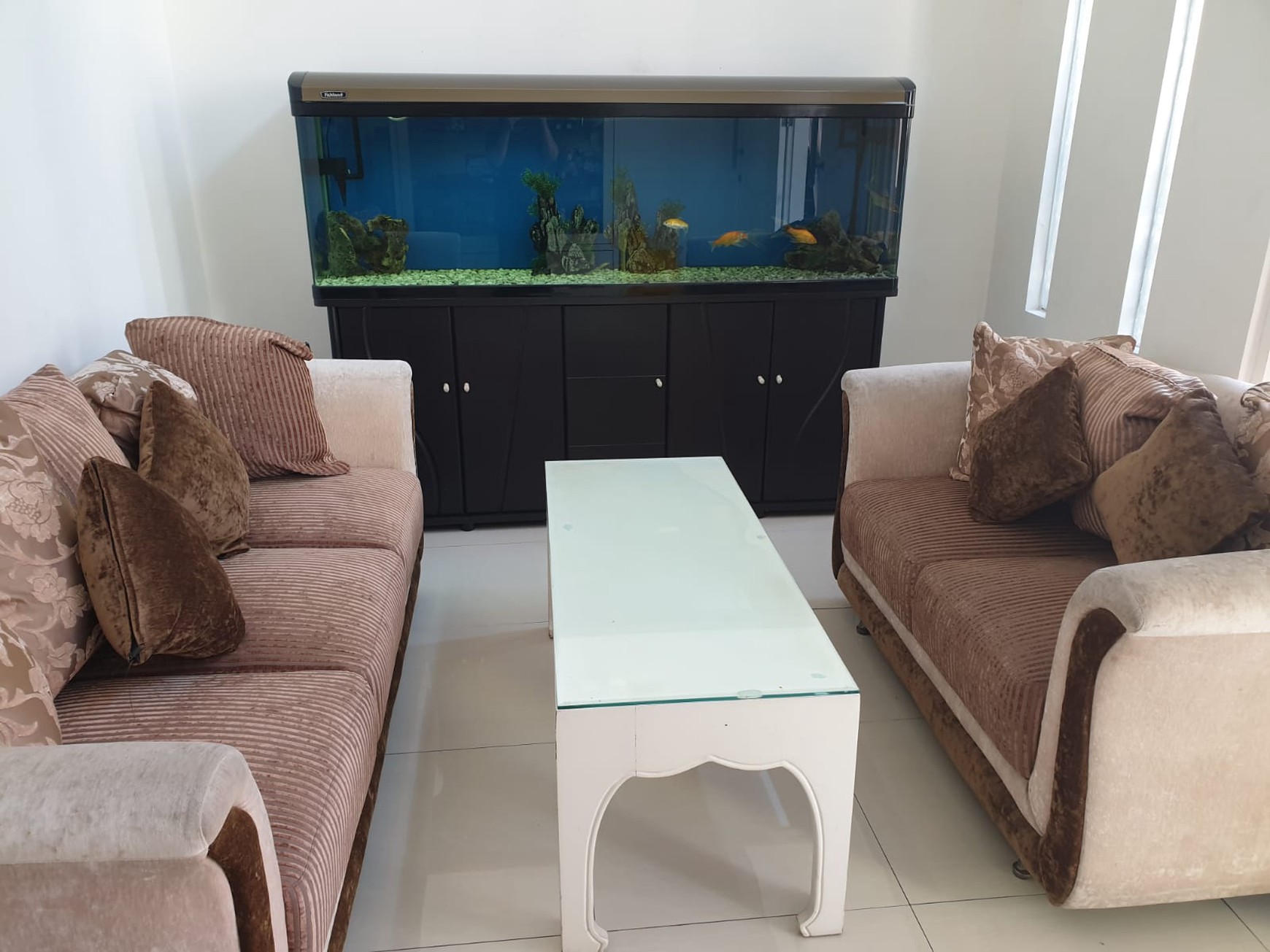Dijual Rumah Modern Minimalis 2 Lantai One Gate Di Perum Karah , Jambangan Surabaya Selatan