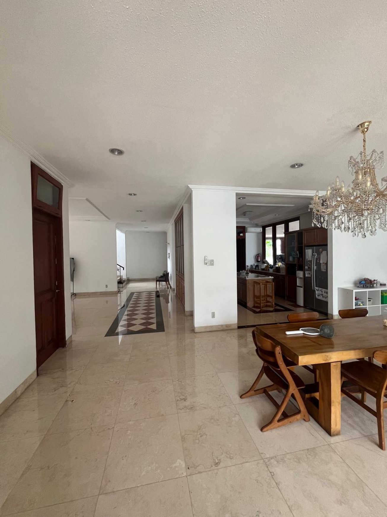 Rumah Hitung Tanah Area Cipete