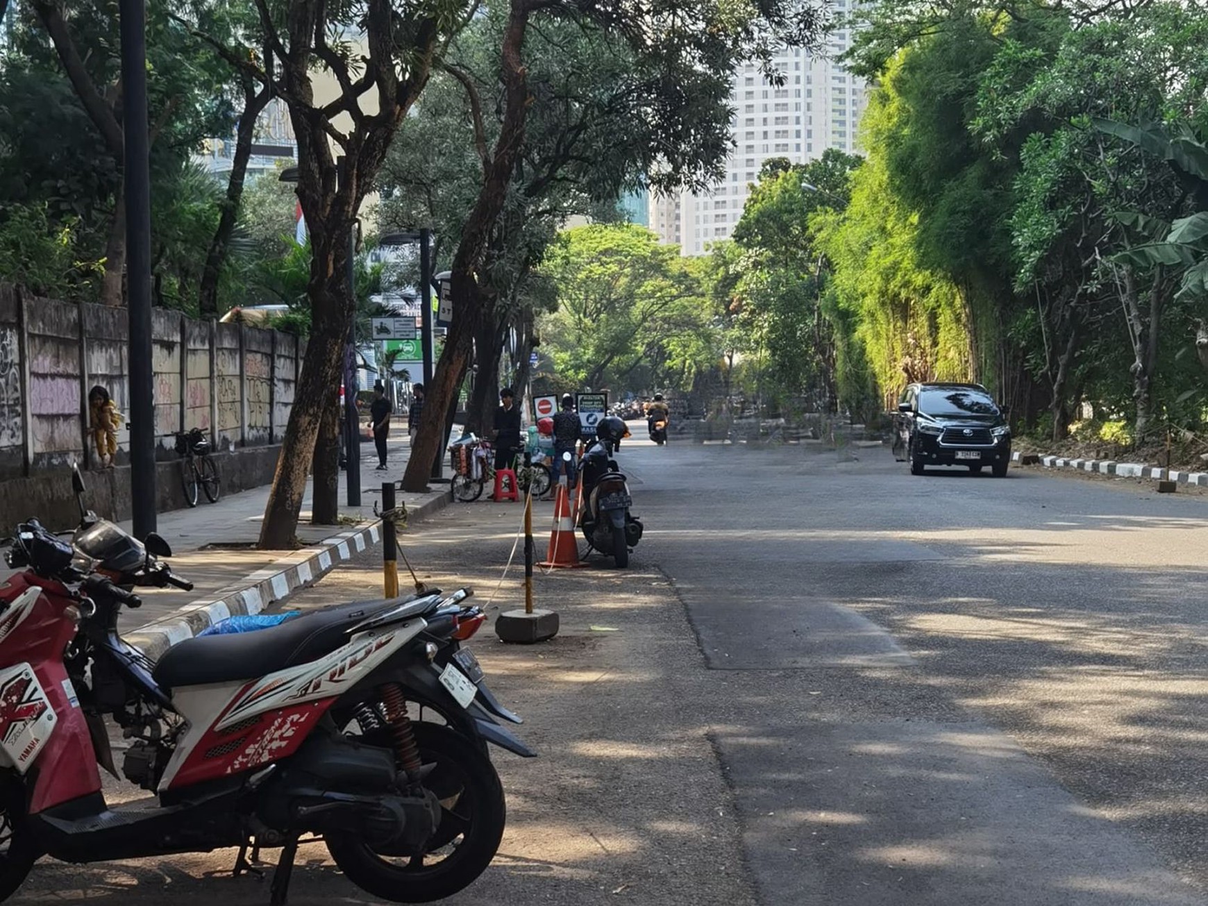 Rumah Hitung Tanah Area Cipete