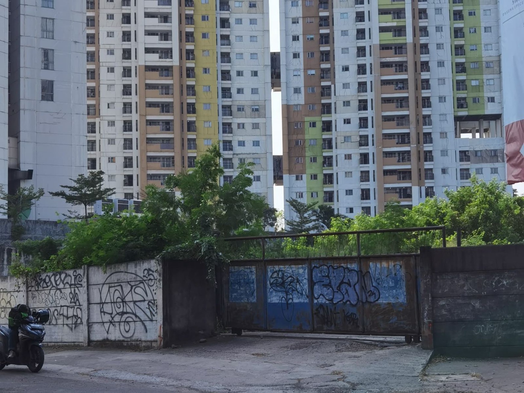 Rumah Hitung Tanah Area Cipete