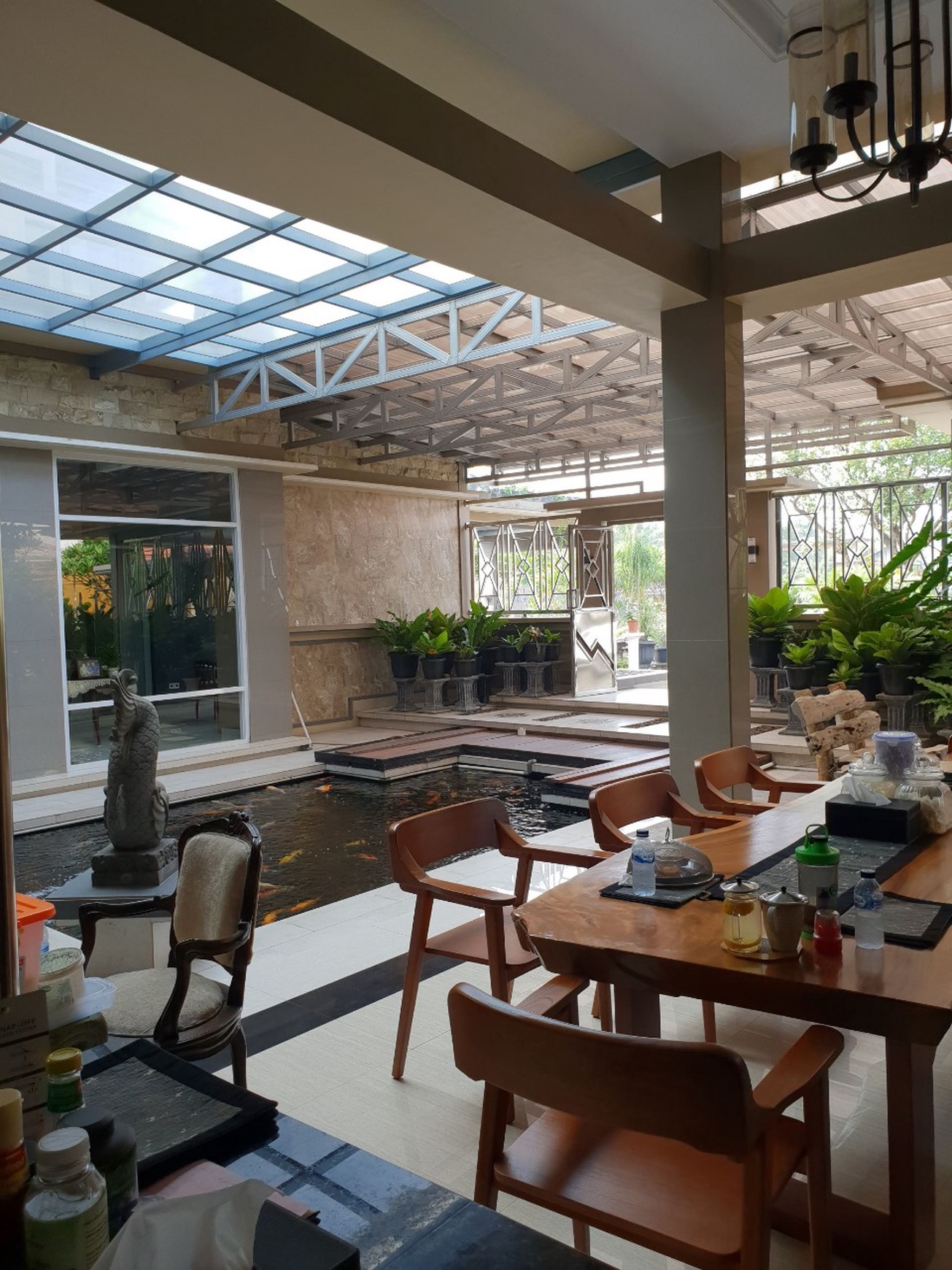 Rumah Villa  3 lantai di Belakang Bukit Golf Cibubur