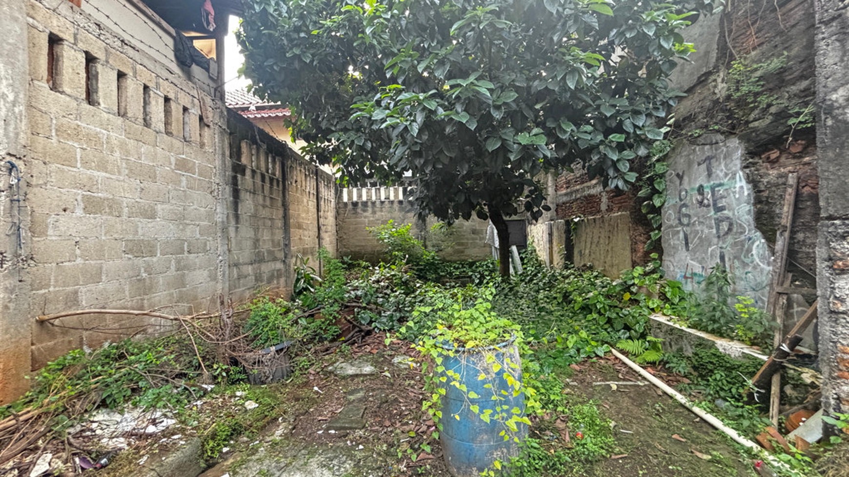 Rumah Di Area Strategis Komersil Jl. Wahid Hasyim, Dekat Kawasan Bisnis Jl. MH Thamrin, Jakata Pusat
