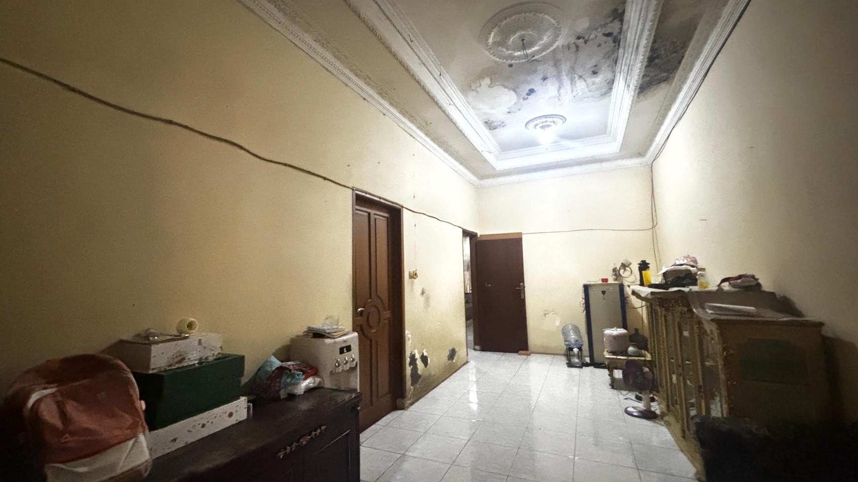 Rumah Di Area Komersil Jl. Wahid Hasyim, Dekat Kawasan Bisnis Jl. MH Thamrin, Jakarta Pusat