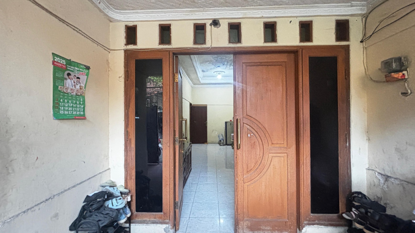 Rumah Di Area Komersil Jl. Wahid Hasyim, Dekat Kawasan Bisnis Jl. MH Thamrin, Jakarta Pusat