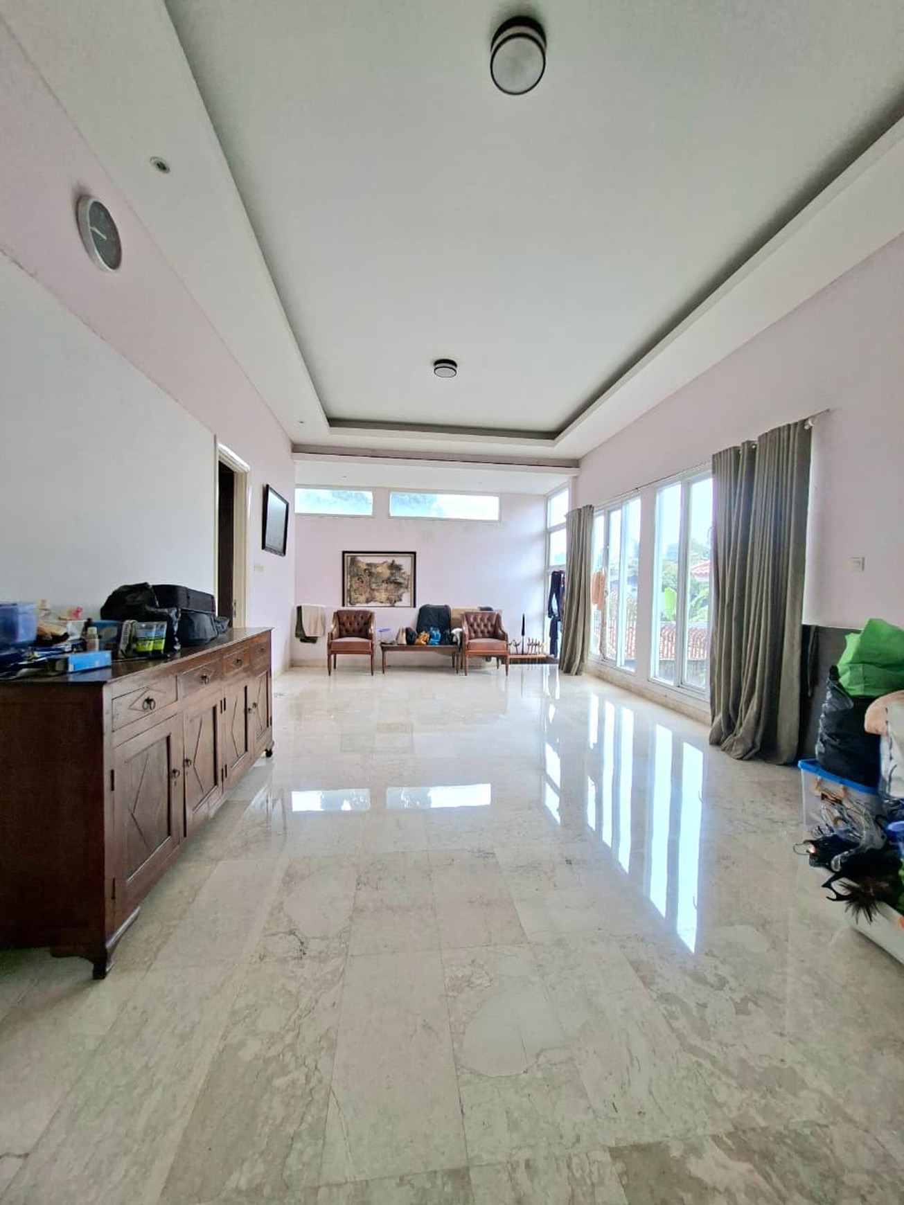 Rumah 2 Lantai di Bintaro Sektor 8 dengan KT 4+1 KM 4+1 sudah SHM