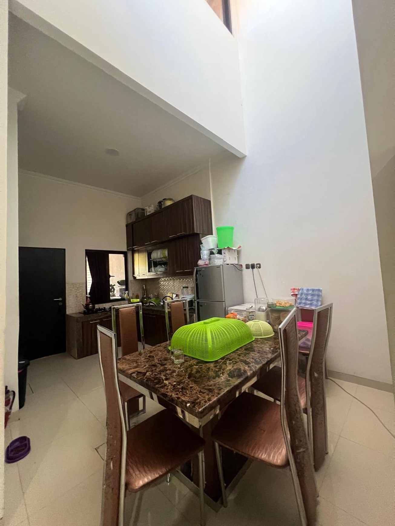 Di Jual Rumah 2 Lantai Nyaman Dan Strategis Di Rungkut, Surabaya Timur