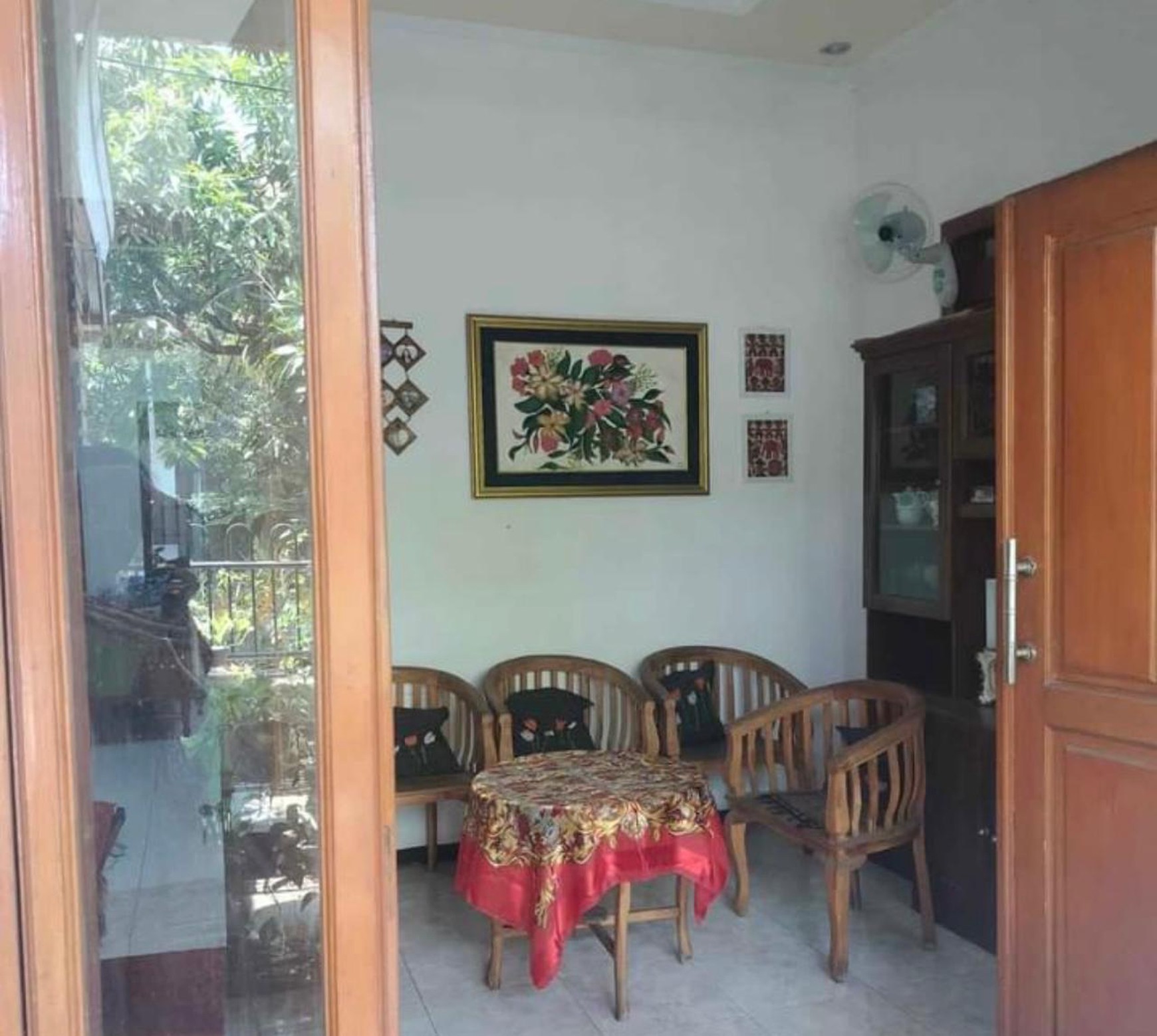 Rumah Luas Minimalis Dan Nyaman Di Rungkut, Surabaya