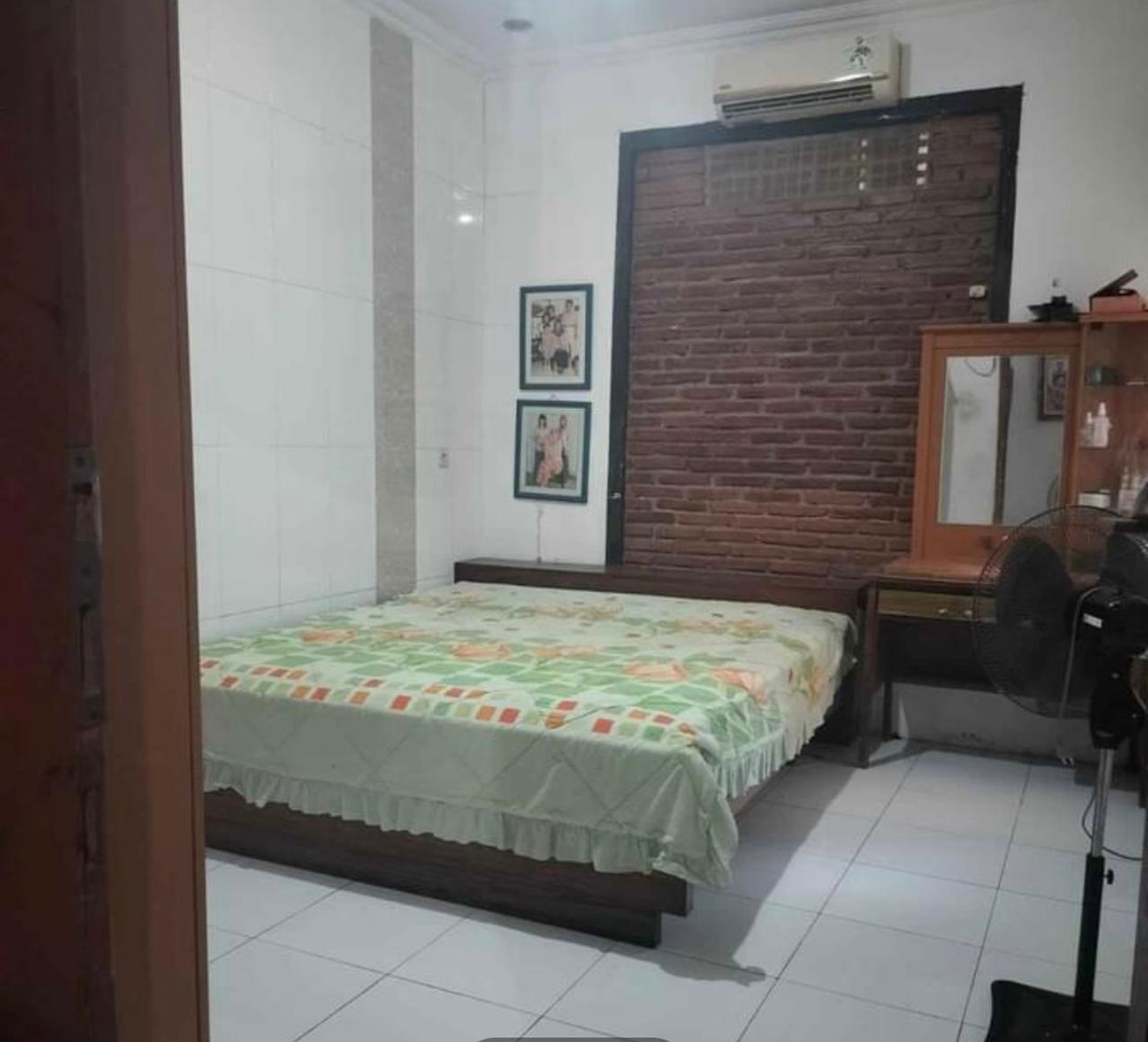 Rumah Luas Minimalis Dan Nyaman Di Rungkut, Surabaya