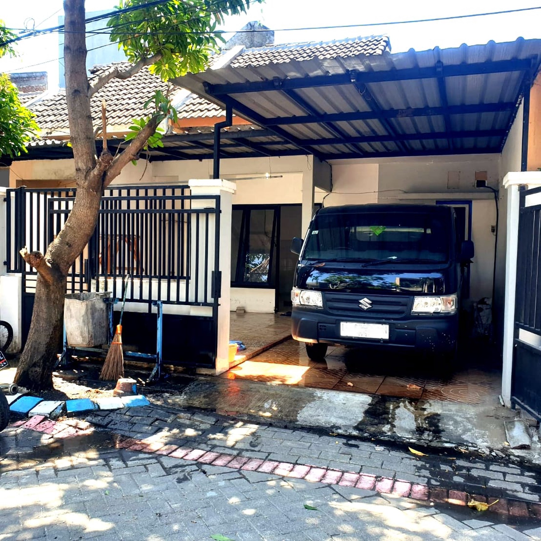Rumah Minimalis Modern di Surabaya Barat - Harga 595 Juta, Lokasi Strategis