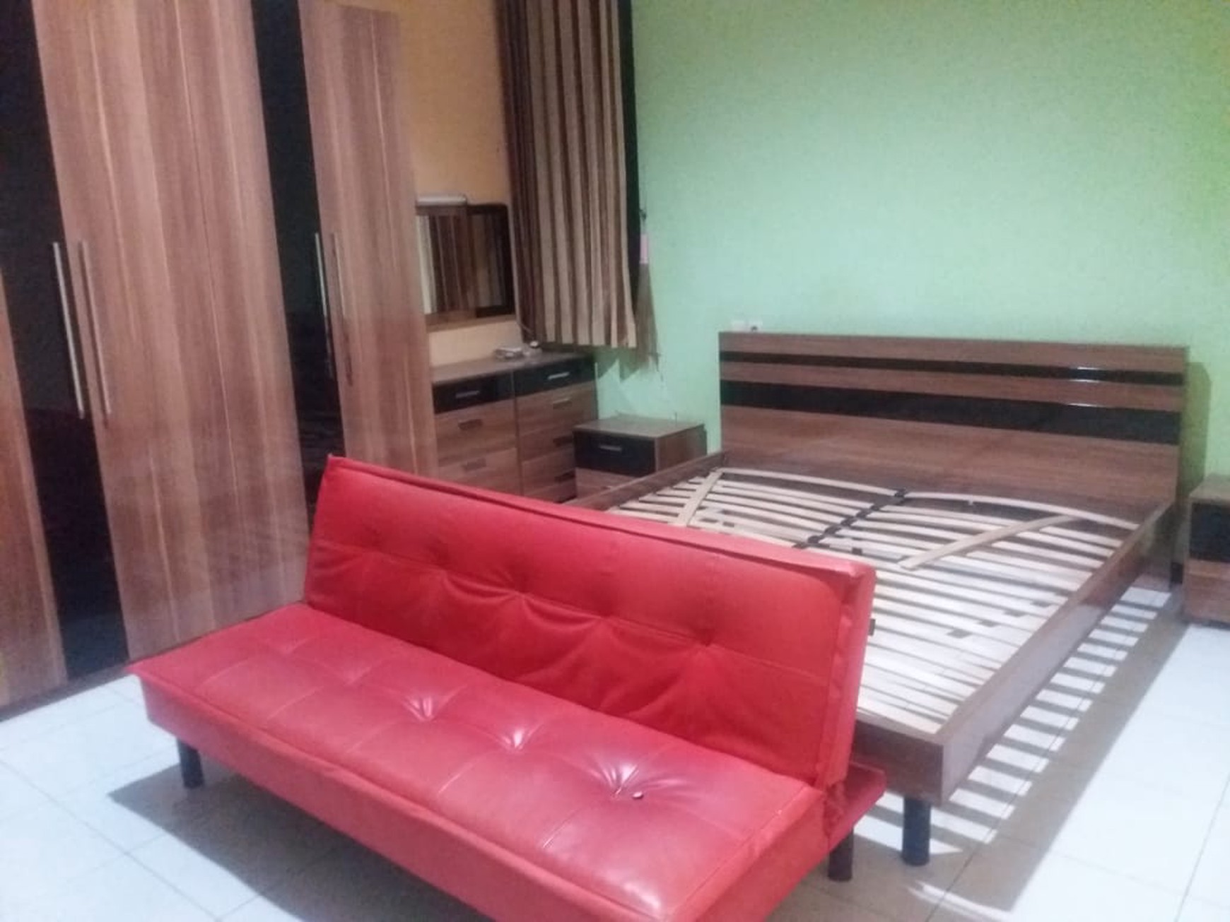Rumah 140 m² Siap Huni, Modern dan Nyaman dengan Lokasi Strategis di Area Premium, Pondok Tjandra
